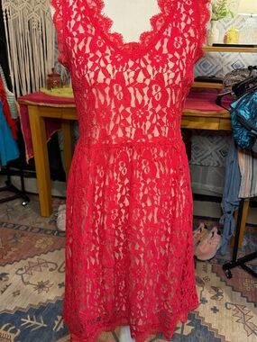 Soieblu Red Floral Lace Mini Dress